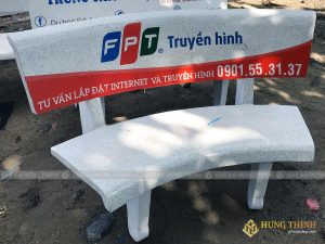 ghe da cong trang in logo fpt