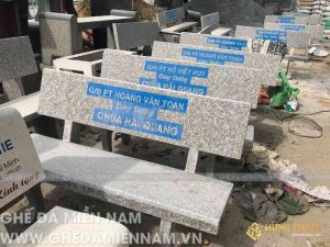 ghe da be tong op hoa cuong bao nhieu tien