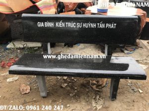 ghế đá màu đen