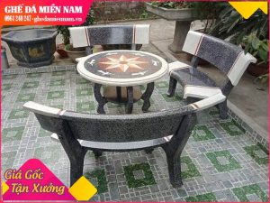 Bàn ghế đá trắng đen ngôi sao