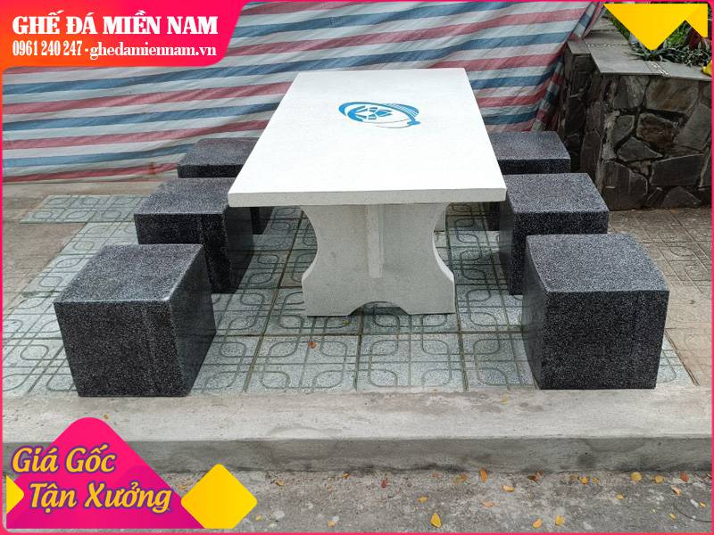Bộ bàn ghế đá cao cấp