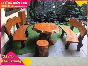 Bộ bàn ghế đá giả gỗ sân vườn